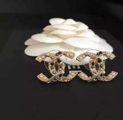 Wholesale Women Fashion Earrings-610