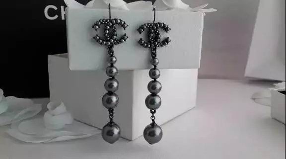 Wholesale Women Fashion Earrings-616