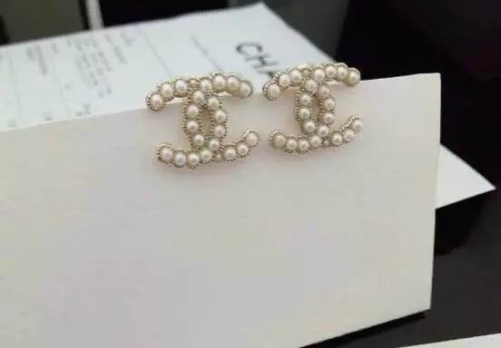 Wholesale Women Fashion Earrings-625