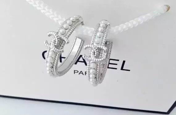 Wholesale Women Fashion Earrings-637