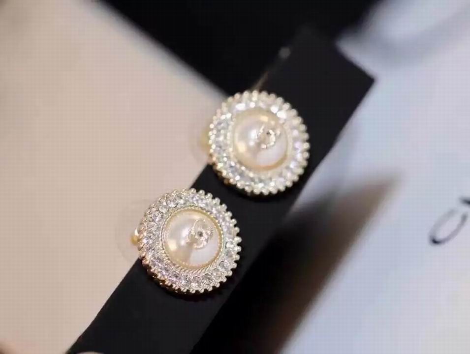 Wholesale Women Fashion Earrings-650