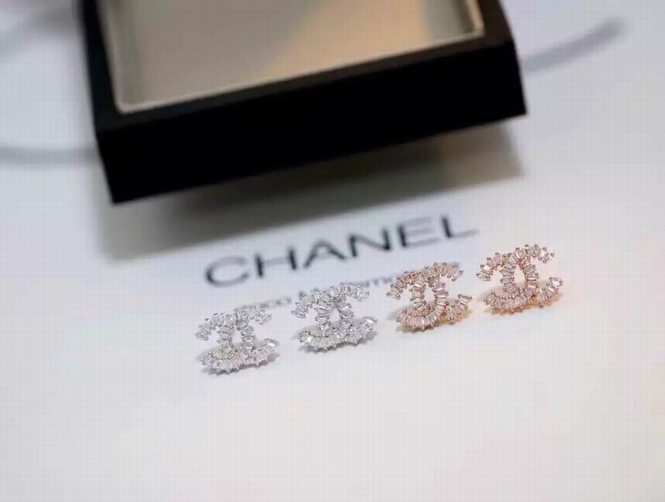 Wholesale Women Fashion Earrings-662