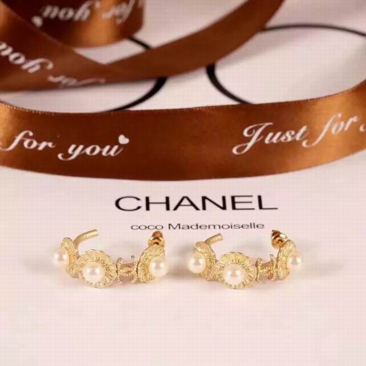 Wholesale Women Fashion Earrings-668