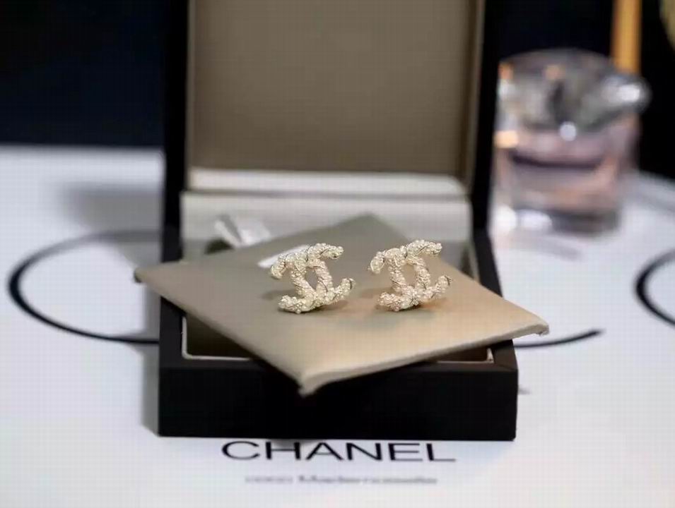 Wholesale Women Fashion Earrings-680