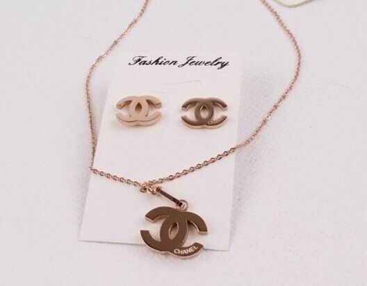 wholesale Cheap Replica necklace for women-304