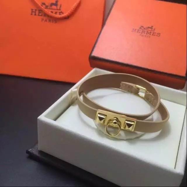 Cheap Hermes Bracelet Replica Wholesale-095
