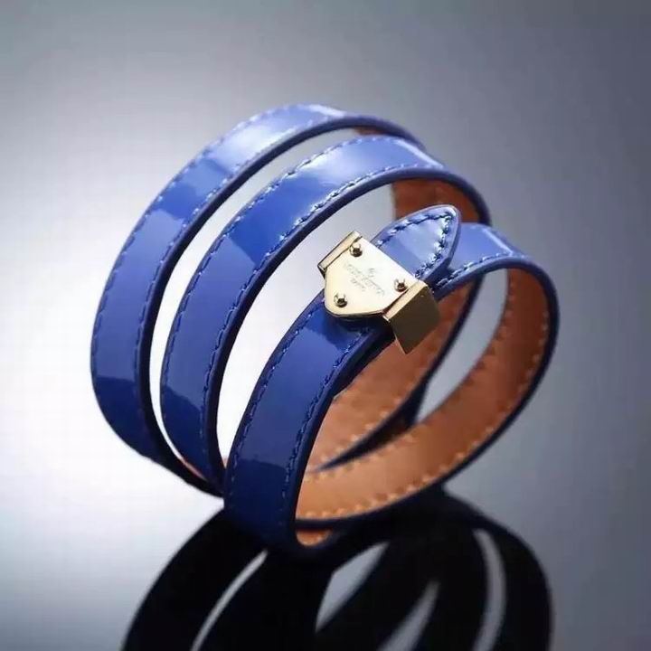 Wholesale Louis Vuitton Replica Bangles Bracelets-061