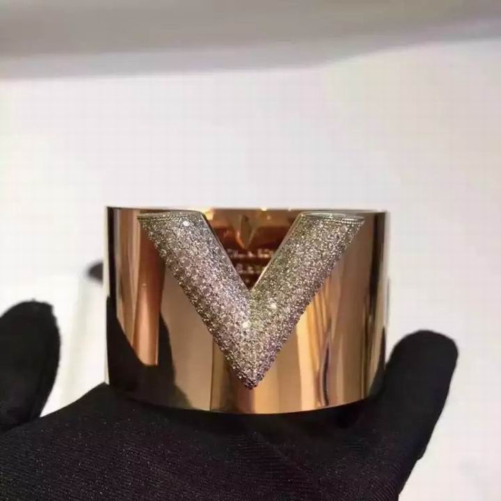 Wholesale Louis Vuitton Replica Bangles Bracelets-072