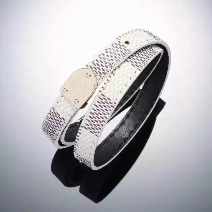 Wholesale Louis Vuitton Replica Bangles Bracelets-079