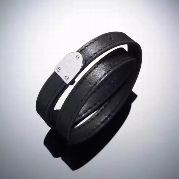 Wholesale Louis Vuitton Replica Bangles Bracelets-087