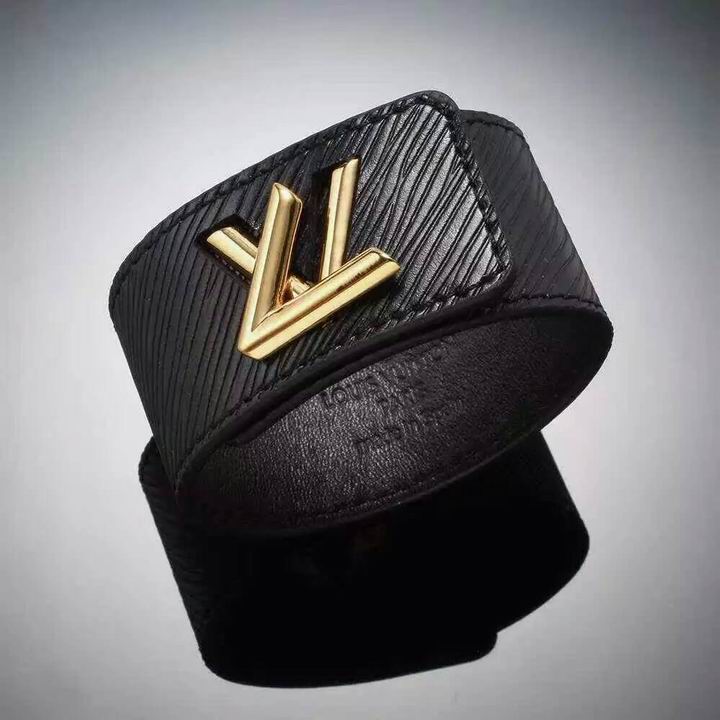 Wholesale Louis Vuitton Replica Bangles Bracelets-100