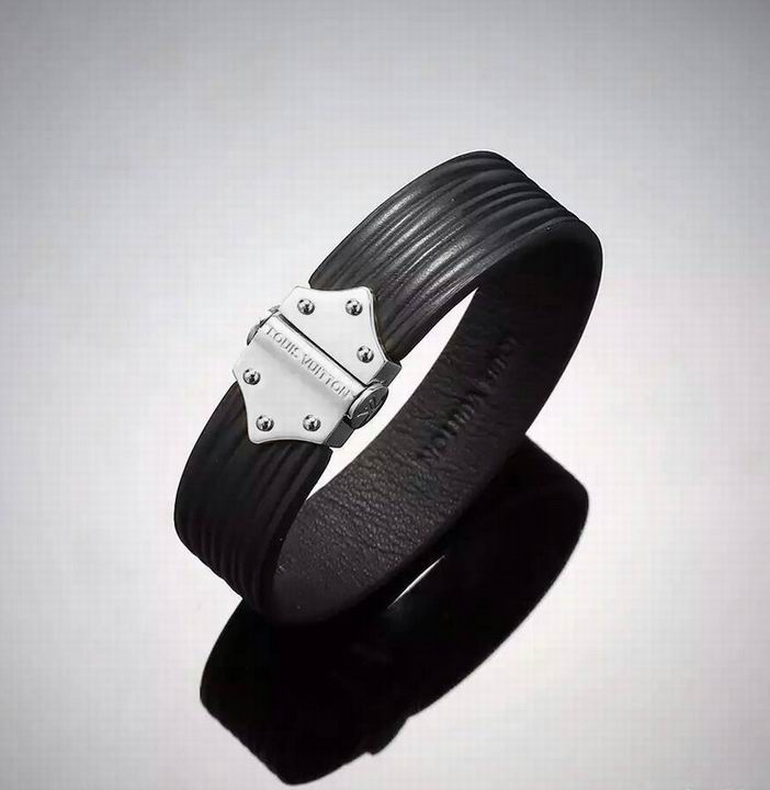 Wholesale Louis Vuitton Replica Bangles Bracelets-102