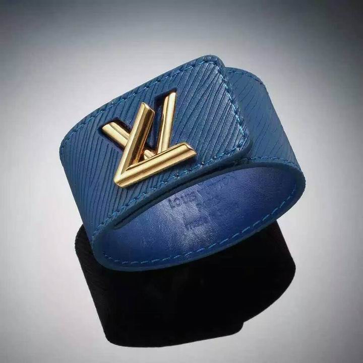 Wholesale Louis Vuitton Replica Bangles Bracelets-106