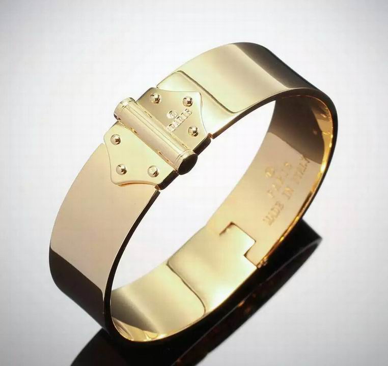 Wholesale Louis Vuitton Replica Bangles Bracelets-115
