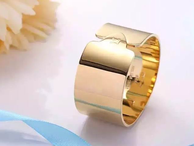 Wholesale Cheap Replica Louis Vuitton Bangles Bracelets-140