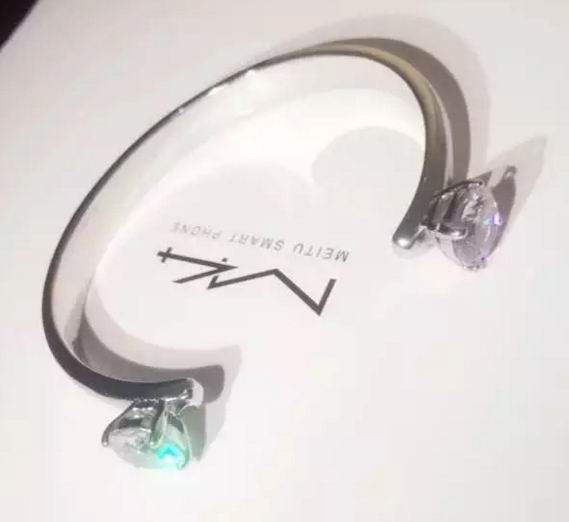 Wholesale Cheap Replica Louis Vuitton Bangles Bracelets-147