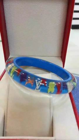 Wholesale Cheap Replica Louis Vuitton Bangles Bracelets-157