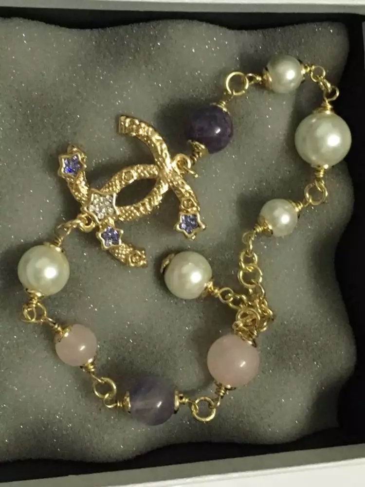 Wholesale Cheap Replica Louis Vuitton Bangles Bracelets-180