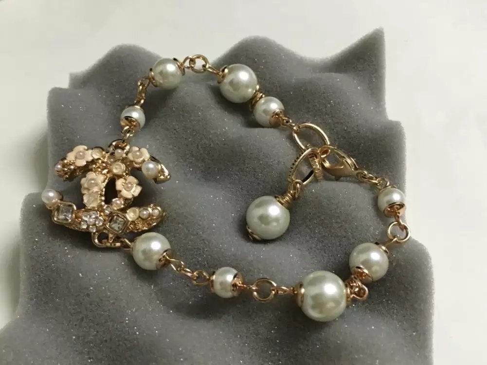 Wholesale Cheap Replica Louis Vuitton Bangles Bracelets-199
