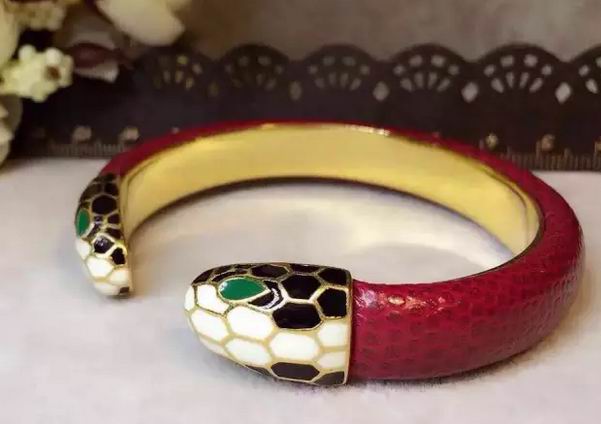 Wholesale Designer Louis Vuitton Bracelets & Bangles-341