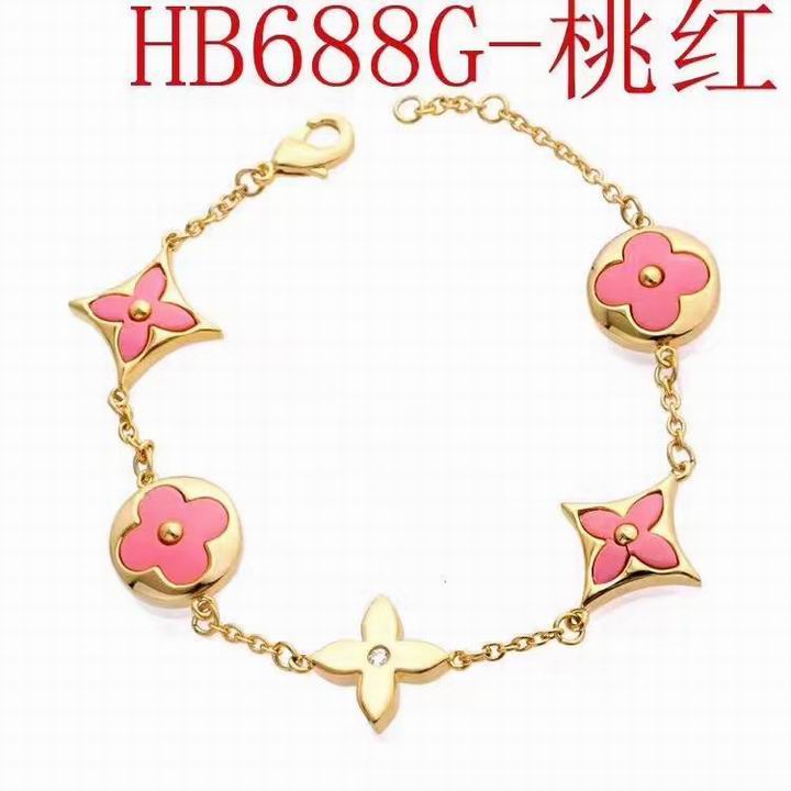 Wholesale Designer Louis Vuitton Replica Bracelets for women-396