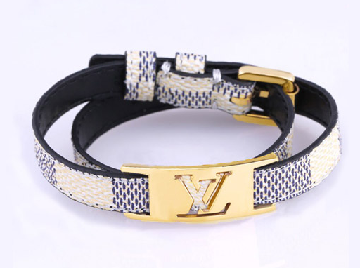 Wholesale Designer Louis Vuitton Replica Bracelets for women-412