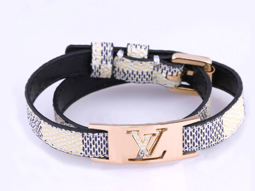 Wholesale Designer Louis Vuitton Replica Bracelets for women-413