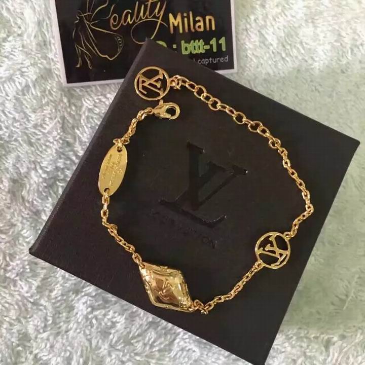 Wholesale Designer Louis Vuitton Replica Bracelets for women-436