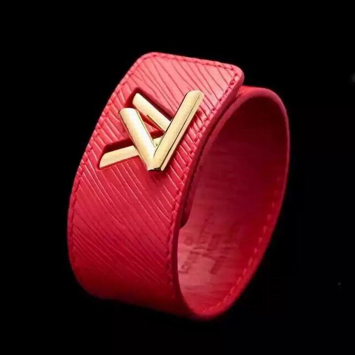 Wholesale Designer Louis Vuitton Replica Bracelets for women-437