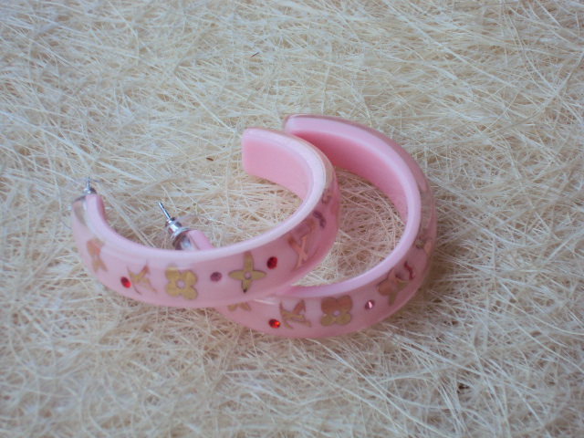 Wholesale Louis Vuitton Replica Earrings for women-035
