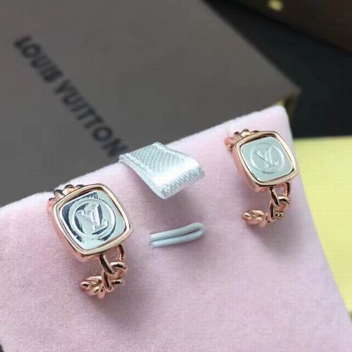 Wholesale Louis Vuitton Replica Earrings for women-051