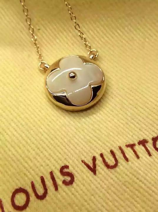 Wholesale Louis Vuitton Replica Necklace for women-030