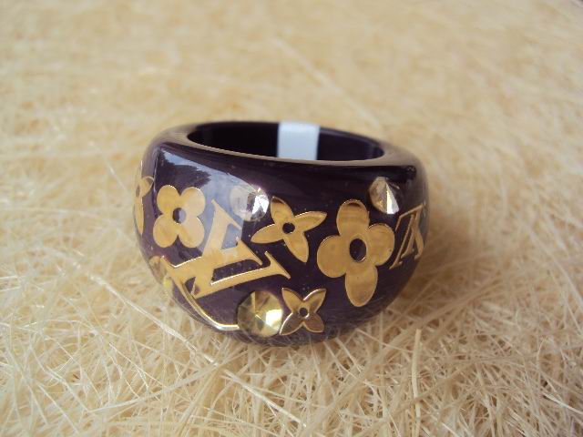 Wholesale Fashion Louis Vuitton Ring Replica-021