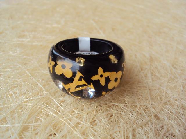 Wholesale Fashion Louis Vuitton Ring Replica-023