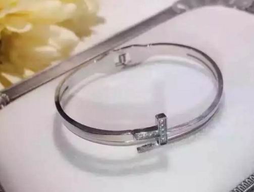 Wholesale Replica Tiffany & Co Jewelry Bracelets-123