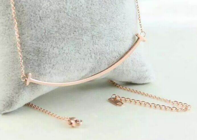Wholesale Designer Tiffany & Co Necklace-211