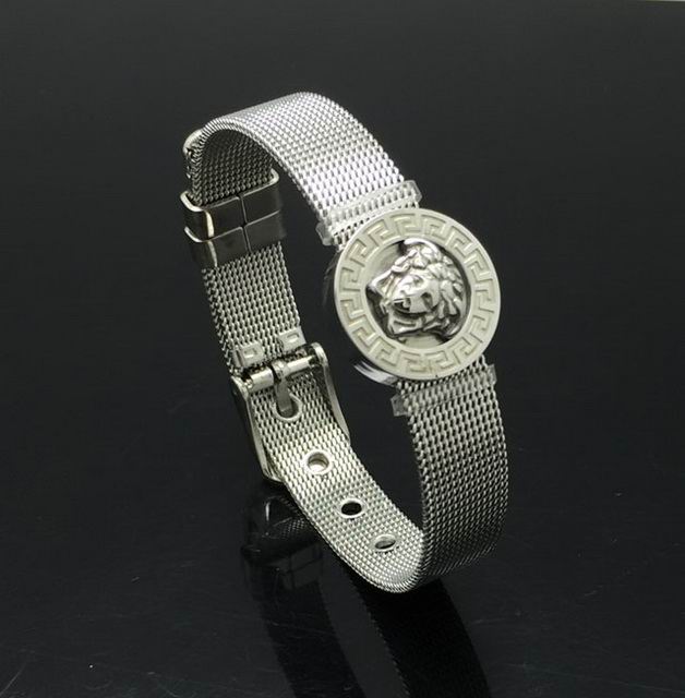 Wholesale Versace Bracelet Replica-011