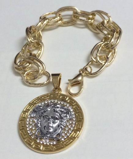 Wholesale Versace Bracelet Replica-053