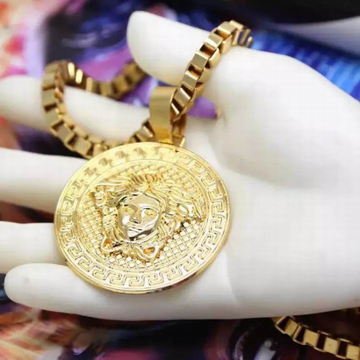 Wholesale Knock Off Versace Necklace-490