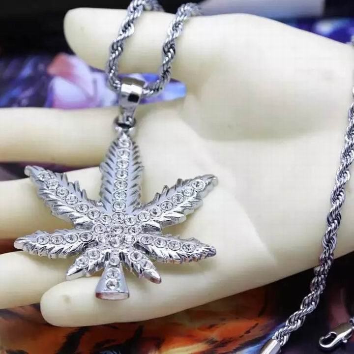 Wholesale Knock Off Versace Necklace-548