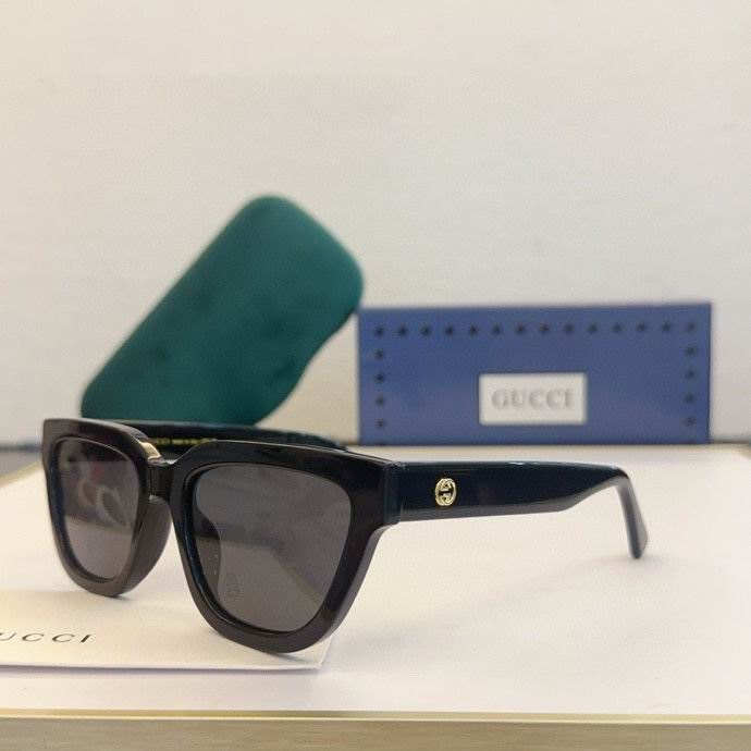 Wholesale Cheap High Quality Brands G.ucci Replica AAA Sunglasses for Sale