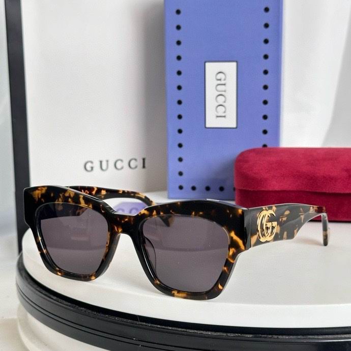 Wholesale Cheap AAA Quality Fashion G.ucci Replica Sunglasses for Sale