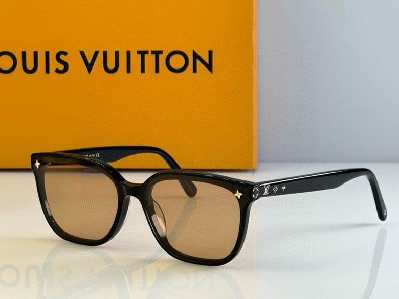 Wholesale Cheap High End Fashion Louis Vuitton Replica AAA Sunglasses for Sale