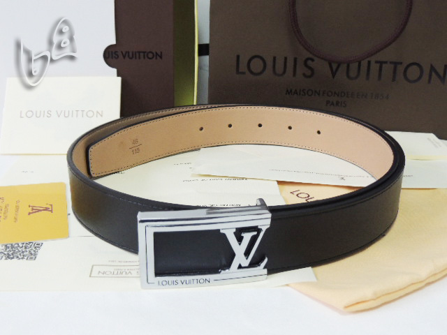 Wholesale AAAA Louis Vuitton Belts-013