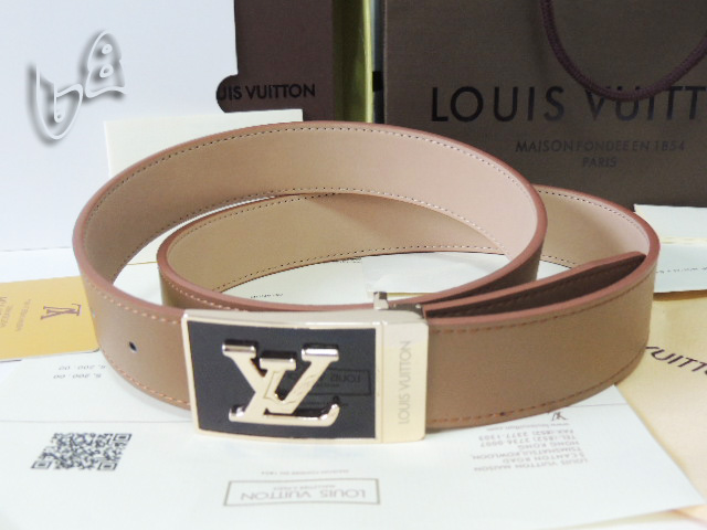 Wholesale AAAA Louis Vuitton Belts-020