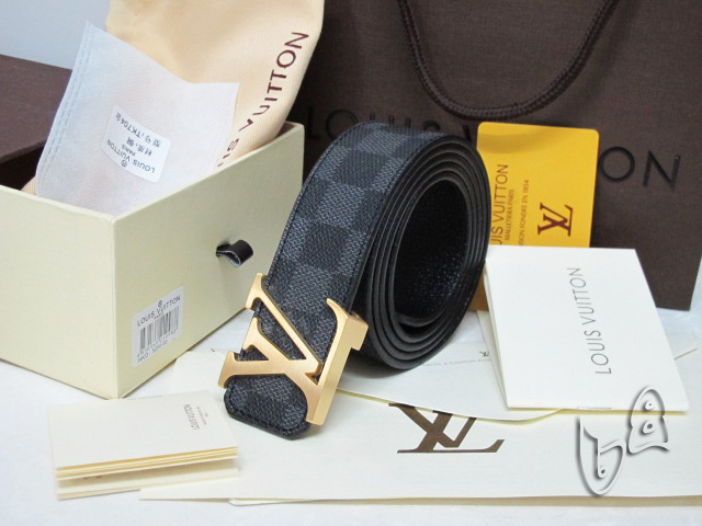 Wholesale AAAA Louis Vuitton Belts-074