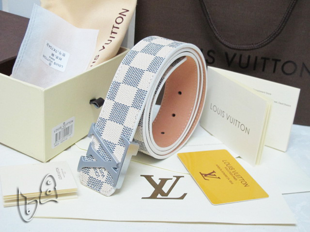 Wholesale AAAA Louis Vuitton Belts-092