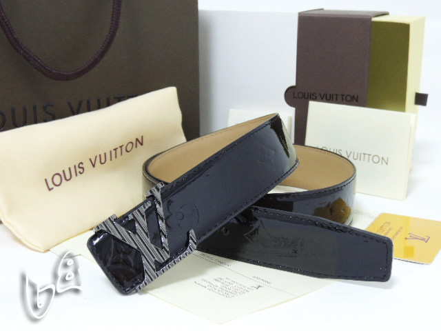Wholesale AAAA Louis Vuitton Belts-101