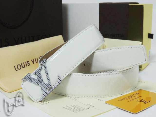 Wholesale AAAA Louis Vuitton Belts-104