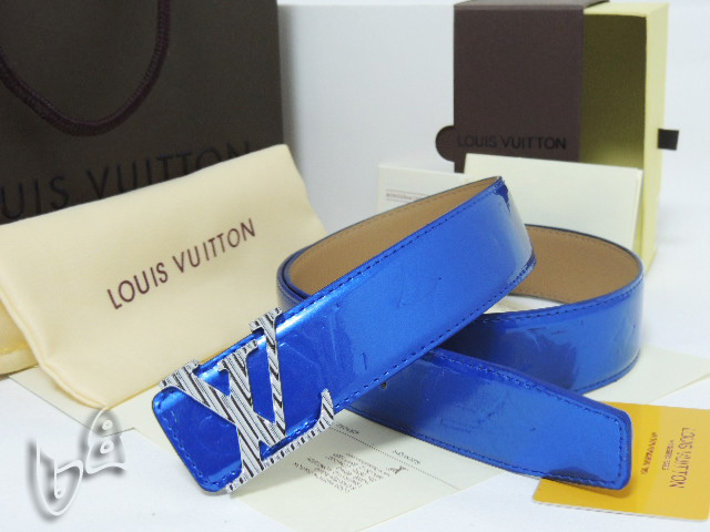 Wholesale AAAA Louis Vuitton Belts-110